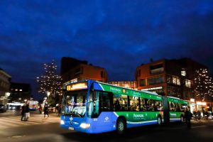 Trotz vieler Umleitungen geht es bequem mit dem Bus zum Weihnachtsmarkt. (Foto: Stadtwerke)