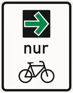 Der grüne Pfeil für Radfahrer: Ein neues Schild wird extra in die StVO aufgenommen – wenn die Testphase positiv verläuft.