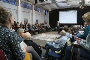 Großer Andrang beim ersten "Hafenratschlag". (Foto: Presseamt)