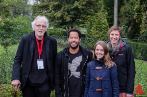 (v.l.:) Volker Maria Hügel (GGUA), Adel Tawil, Kirsten Eichler (GGUA) und Saksia Zeh (GGUA). (Foto: th)