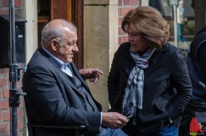 Die Schauspieler Leonard Lansink und Rita Russek während einer Drehpause. (Archivbild: th)