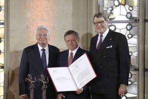 (v.l.) Bundespräsident Joachim Gauck, König Abdullah II. von Jordanien und WWL-Vorsitzender Dr. Reinhard Zinkann. (Foto: WWL)