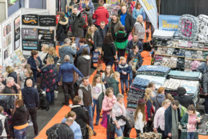 Der Besucherrekord sorgte für gut gefüllte Gänge in der Halle Münsterland. (Foto: Carsten Pöhler)