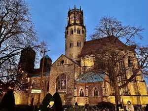 Am ersten Weihnachtstag (25. Dezember) übertragen WDR 5 und NDRinfo die Heilige Messe aus der Kirche St. Ludgeri in Münster live im Radio. (Foto: Stephan Orth)