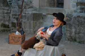 Jutta Seifert spielt am 30.März die Landstreicherin und Erzbetrügerin "Courasche". (Foto: Klare)