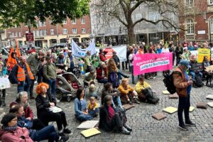 Etwa 150 Personen nahmen an der Aktion unter dem Motto "Wir haben es satt" teil. (Foto: CIR)