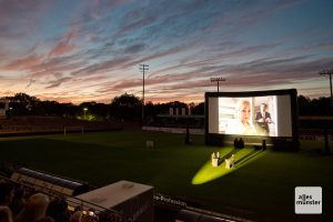 Open-Air Premiere im Preußen-Stadion. (Foto: Bührke)