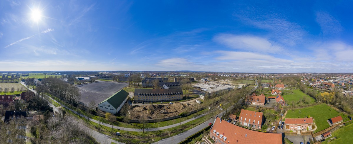 Die Oxford-Kaserne in Gievenbeck von oben: Hier sind 1200 Wohneinheiten in neuen und alten Gebäuden geplant. (Foto: Presseamt Münster)