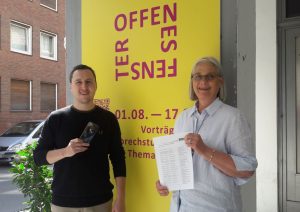 André Keil, Referent im Bereich Medienbildung, und Geschäftsführerin Dr. Susanne Götz freuen sich auf das "Offene Fenster" am Verspoel. (Foto: Katja Angenent)