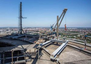 Die Sanierungsarbeiten finden am oberen Teil des Turms zwischen 137 und 207 Metern Höhe statt. (Foto: DFMG)