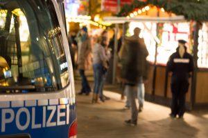 Auch dieses Jahr werden Polizei und Ordnungsamt auf dem Weihnachtsmarkt in Münster Präsenz zeigen. (Foto: campre83 / stock.adobe.com)