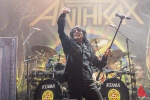 Joey Belladonna von Anthrax im Skaters Palace. (Foto: sg)