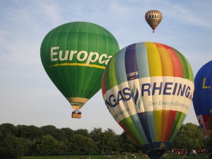 Faszinierende Aussichten über die Heimat aus der Vogelperspektive. (Foto: Skytours Ballooning GmbH)