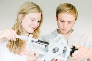 Ein duales Studium an der FH Münster verbindet Wissenschaft mit Praxiserfahrung. (Foto: FH Münster/Robert Rieger)