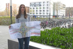 Zum Fachhochschulzentrum in der Corrensstraße kommen viele mit dem Rad – die Straße bot sich daher an für das Konzept der „Protected Bike Lane“. (Foto: FH Münster/Pressestelle)