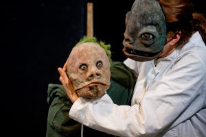 Creatures Hill überzeugt nicht nur mit großartigen Schauspielern, sondern auch mit eindrucksvollen Masken. (Foto: Jörn Hausner)