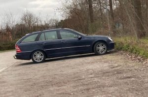 Das gesuchte Pärchen ist möglicherweise mit diesem Auto unterwegs. (Foto: Polizei Münster)