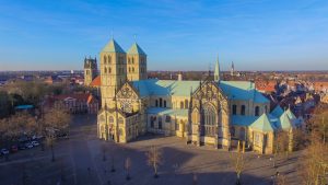 Bei den Vorbereitungen für den Katholikentag in Münster herrscht nicht nur "gut Wetter". (Foto: <a href="https://www.facebook.com/dronesmuenster/">Drones Photography</a>)