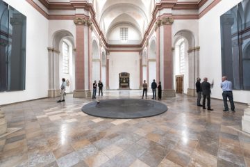 Bis Ende Dezember bleibt die Dominikanerkirche mit dem Kunstwerk von Gerhard Richter täglich - außer montags - geöffnet. Im Januar beginnt die Stadt mit der Innensanierung des Barockgebäudes. (Foto: Presseamt Münster)