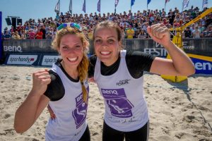 Sandra Ferner und Christine Aulenbrock (Bild: Pressefoto)