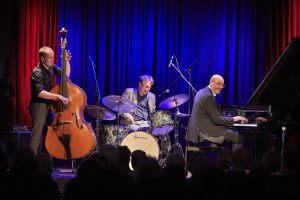 Das Frank Muschalle Trio tritt am 26. August auf der Open-Air-Sommerbühne in Kinderhaus auf. (Foto: Manfred Pollert)