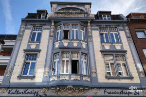 Das Haus in der Frauenstraße hat eine bewegte Geschichte. (Foto: Bührke)