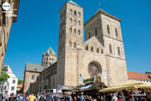 Am Ziel: Der Dom von Osnabrück. (Foto: Bührke)