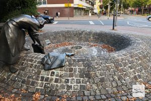 Da saßen sie, die spielenden Kinder - und bald werden sie zurückkehren. (Foto: Bührke)