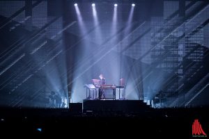 Jean-Michel Jarre und "Band" lieferten ein fulminantes Konzert. (Foto: sg)