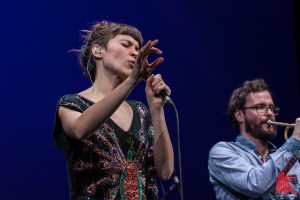 Natalia Mateo scheint ihre melancholischen Lieder zu leben. (Foto: sg)