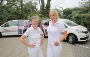 Petra Bähr und Laura Thiemian vom Pflegeteam Münster Nord. (Symbolbild: Johanniter-Unfall-Hilfe e.V.)