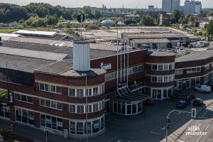 Von Veranstaltungshalle zur Impfstelle: Das Jovel am Albersloher Weg wird Standort für ein neues zentrales Impfangebot der Stadt Münster. 