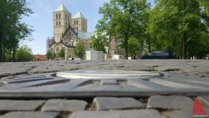 Versenkbarer Toller auf der Zufahrt zum Domplatz. (Foto: ts)