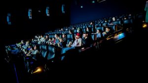 Ein nachträgliches Ostergeschenk: Die Münsterschen Filmtheater-Betriebe und die Stadtwerke Münster luden ukrainische Flüchtlingskinder mit ihren Familien ins Kino ein. (Foto: Tobias Höving)