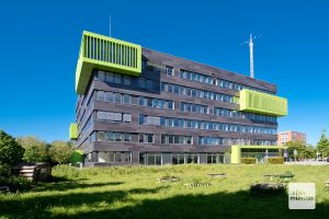 Das auffällige Gebäude an der Corrensstraße beherbergt das Institut für Landschaftsökologie (ILÖK) der WWU. (Foto: Michael Bührke)