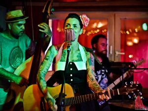 Die Heile Welt schmolz dahin: Mary Lee & The B-Side Brothers. (Foto: Tessa-Viola Kloep)