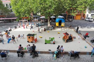 Den ganzen Sommer lang war der Maxi-Sand ein heiß begehrtes Ziel der Kinder bis sechs Jahren und ihrer Eltern. Jetzt geht die Saison zu Ende. (Foto: Stadt Münster, Amt für Kommunikation)