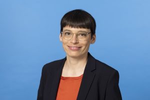 Ministerin Josefine Paul ist Botschafterin des CSD Münster 2022. (Foto: Ralph Sondermann / Ministerium für Kinder, Jugend, Familie, Gleichstellung, Flucht und Integration des Landes Nordrhein-Westfalen)