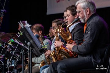 Die Musiker der Big Band der Westfälischen Schule brachten den Swing auf den Prinzipalmarkt. (Foto: Stephan Günther)