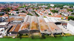 Bald werden die Osmo-Hallen im Hafen abgerissen. Im Film "Münster Above" werden sie nochmal in Szene gesetzt. (Foto: Screenshot / MS4L)