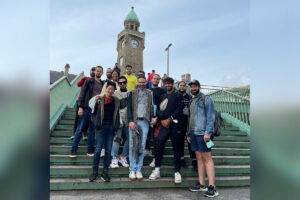 Mitglieder der Jugendgruppe Massar, hier bei einem Ausflug nach Hamburg. (Foto: Massar)