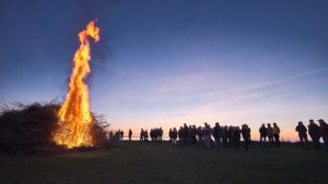 Nach zwei Jahren finden in diesem Jahr wieder Osterfeuer statt. (Foto: Symbolfoto)