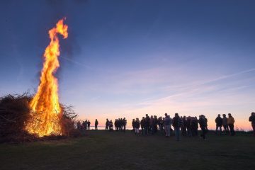 Nach zwei Jahren finden in diesem Jahr wieder Osterfeuer statt. (Foto: Symbolfoto)