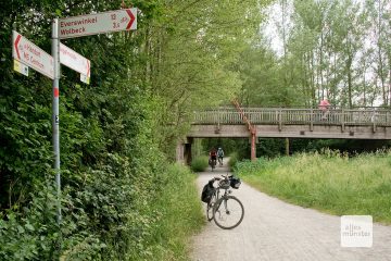 Der Radweg entlang der Werse ist sehr beliebt (Foto: Michael Bührke)