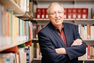 Prof. Dr. Hans-Peter Großhans ist Präsident der "European Academy of Religion" (EuARe) und Hauptorganisator ihrer Jahrestagung in Münster. (Foto: Bruno Biermann)