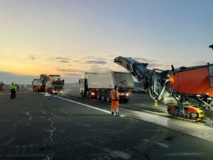 Die Sanierung der Start- und Landebahn am FMO hat begonnen. (Foto: FMO)