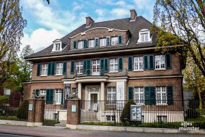 An der Villa ten Hompel ist ab Montag eine neue Außenausstellung zu sehen. (Archivbild: Ralf Clausen)