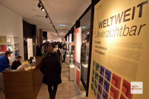 Die Ausstellung "WeltWeit.Unverzichtbar" ist bis zum 22. März im Archäologischen Museum zu sehen. (Foto: Michael Bührke)