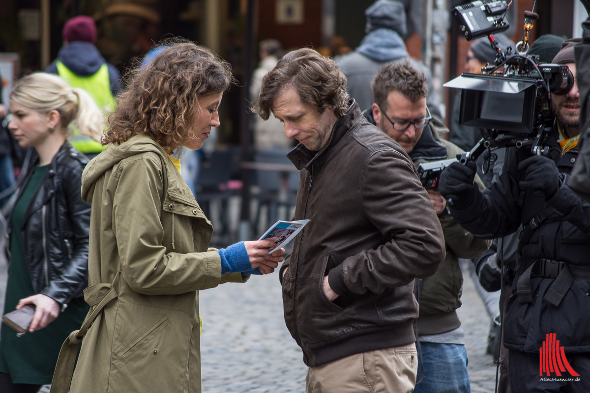 Hauptdarsteller an diesem Drehtag: Katharina Spiering und Oliver Korittke. (Foto: th)