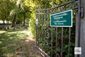 Der Soldatenfriedhof "Haus Spital" ist das auffälligste Überbleibsel eines großen Kriegsgefangenenlagers (Foto: Bührke)